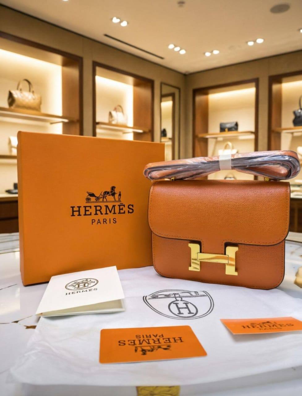 Hermes
105 dhs💓
with box
Size：19cm

Zain07
♥️♥️♥️