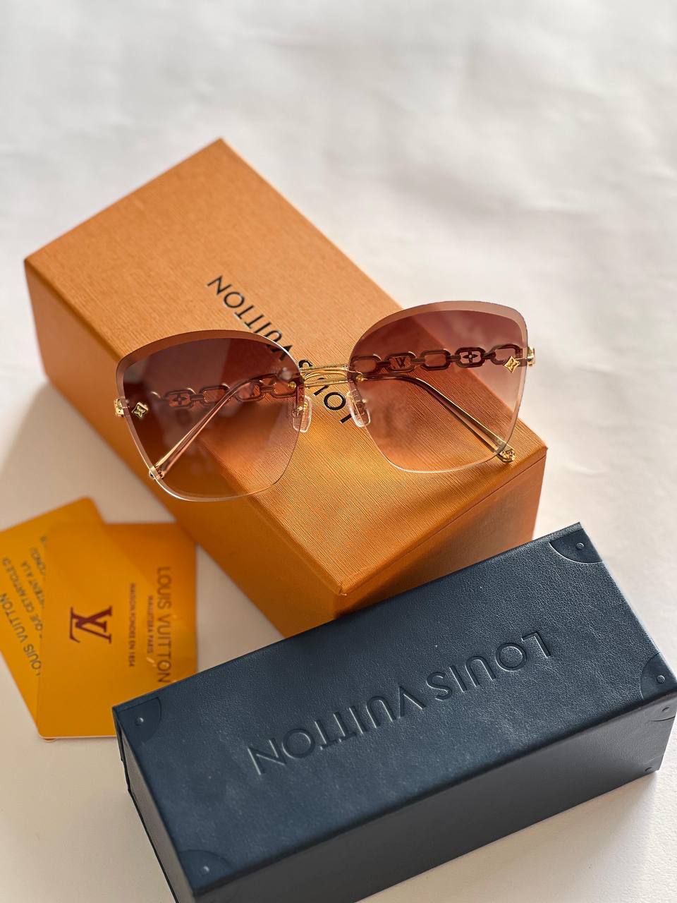 𝙇𝙊𝙐𝙄𝙎 𝙑𝙐𝙄𝙏𝙏𝙊𝙉
Super master quality 💯
For Price 👇 WTSP Text Zain 0568585901

Zain281
♥️♥️♥️