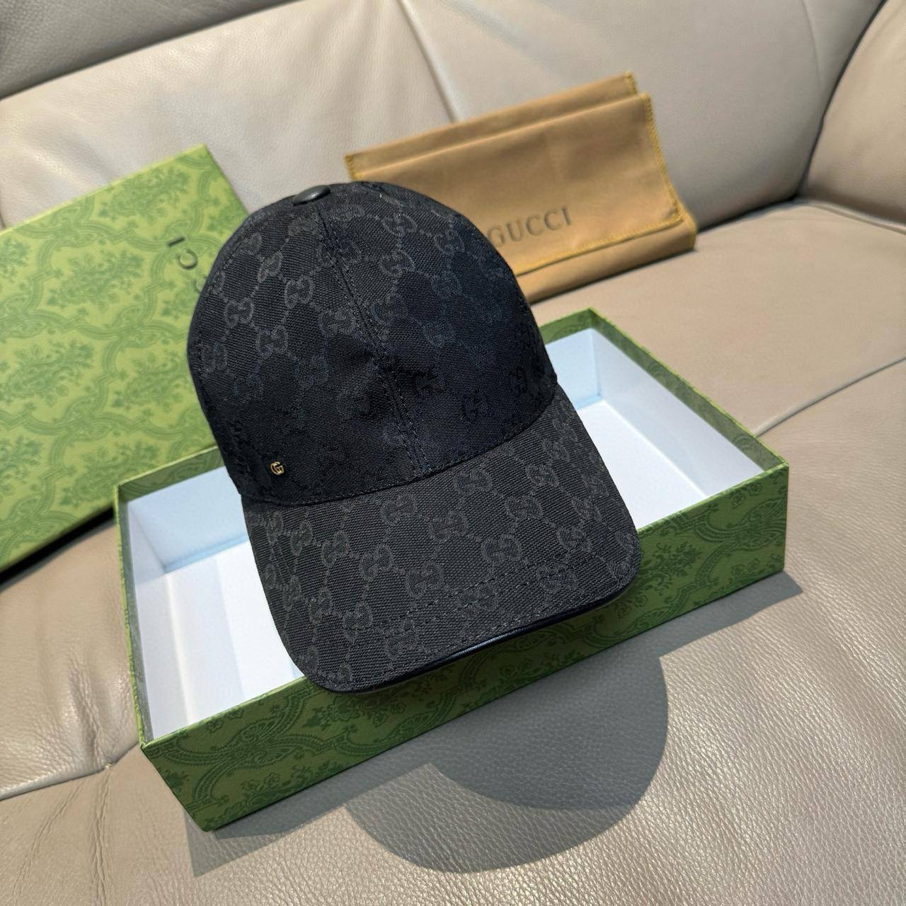 Hermes - Gucci 
Caps
Master Quality
130 dhs🇦🇪🇦🇪

Zain33
♥️♥️♥️