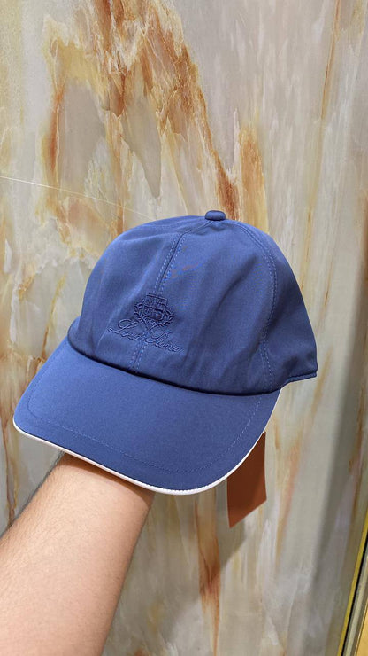 Loro Piana Cap

Master

85 dhs🇦🇪🇦🇪

With Paper Bag

Zain33
