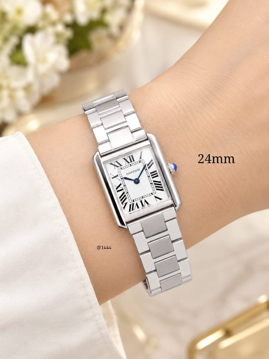 Cartier 

lady Tank 

24.mm

250 dhs🇦🇪🇦🇪

Zain304
♥️♥️♥️