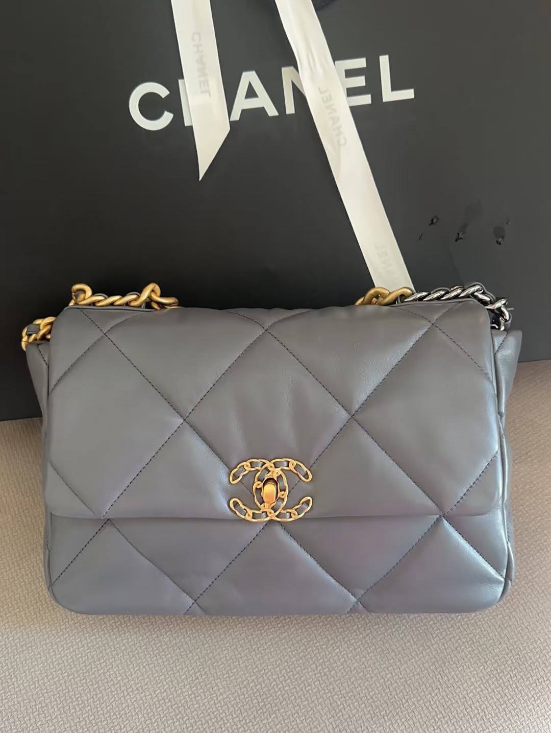 Gucci
Master✅✅
240 dhs🇦🇪🇦🇪

Zain192
♥️♥️♥️