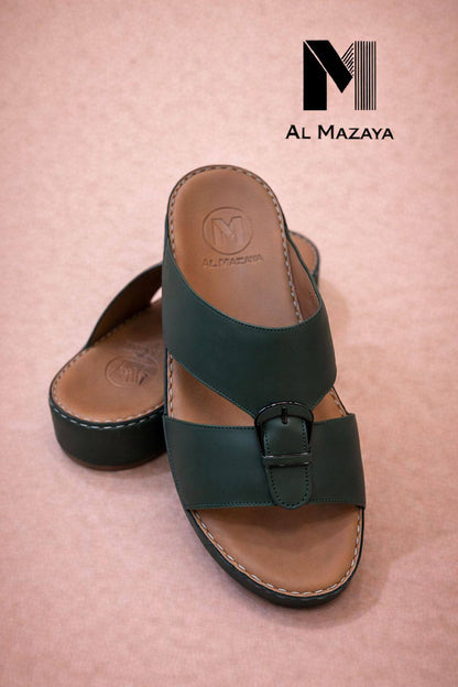 slippers for men good quality  
size available (40to46) 6to12) 

230 dhs🌺

Zain59
♥️♥️♥️