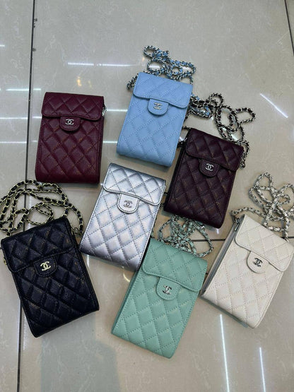 CHANEL

75 dhs🇦🇪

with box
🎁🎁🎁

Zain90
♥️♥️♥️