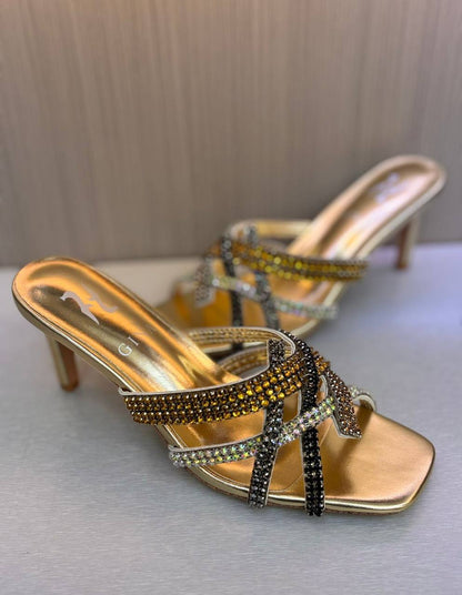 Gina 
110 dhs✅
Size 36-42

Zain55
♥️♥️♥️