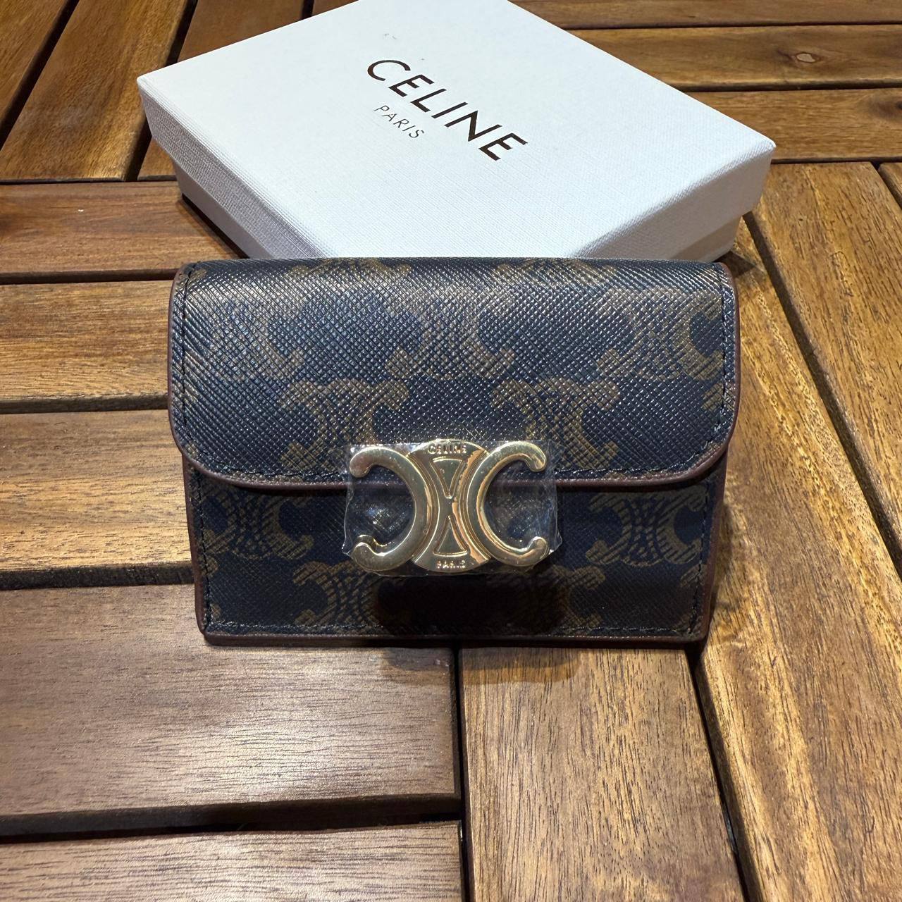 *NEW COLLECTION*

*women WALLET*

*MASTER QUALITY*

140 dhs🪙💕

Zain202
♥️♥️♥️