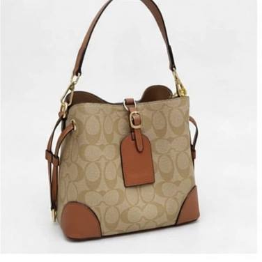 Coach
Bottega
Lv
Gucci
Tory Burch
Dior
Fendi
Ysl

105 dhs

Zain143
♥️♥️♥️
