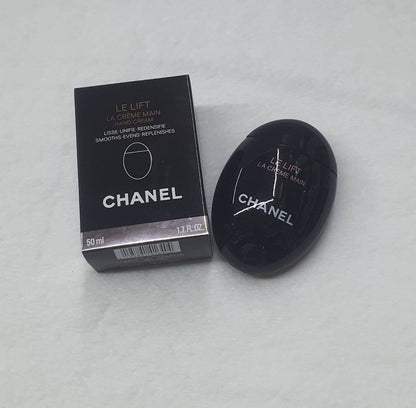 Chanel
25 dhs✅

Zain64
♥️♥️♥️