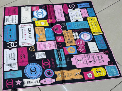 Silk square scarf 
40 dhs🪙💚

Zain93
♥️♥️♥️