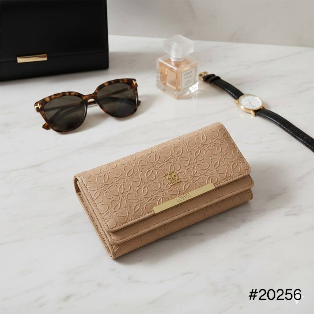 TRI-FOLD 𝗟𝗢𝗡𝗚 WALLET
WITH BOX
🎁🎁🎁

30 dhs✅

Zain31
♥️♥️♥️