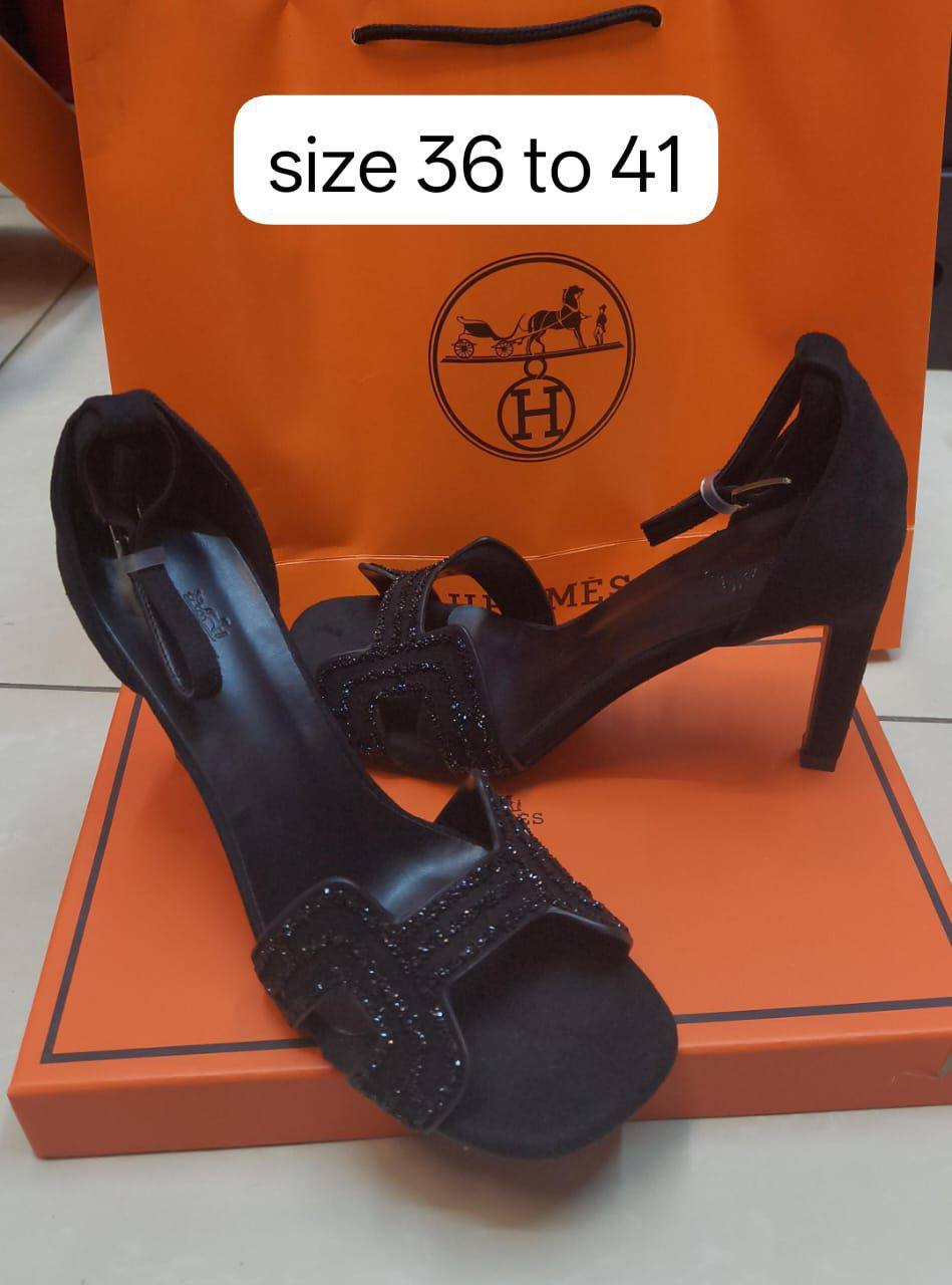 Hermes 

Size 36 to 41

120 dhs✅

Zain103
♥️♥️♥️