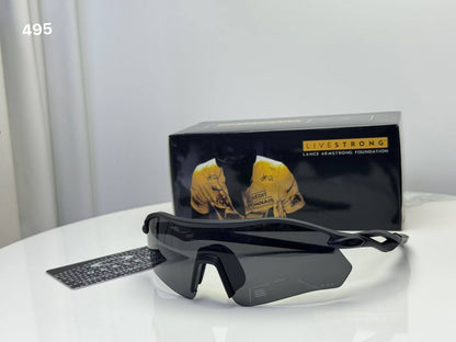 Sunglasses 

70 dhs🇦🇪🇦🇪

Zain182
♥️♥️♥️