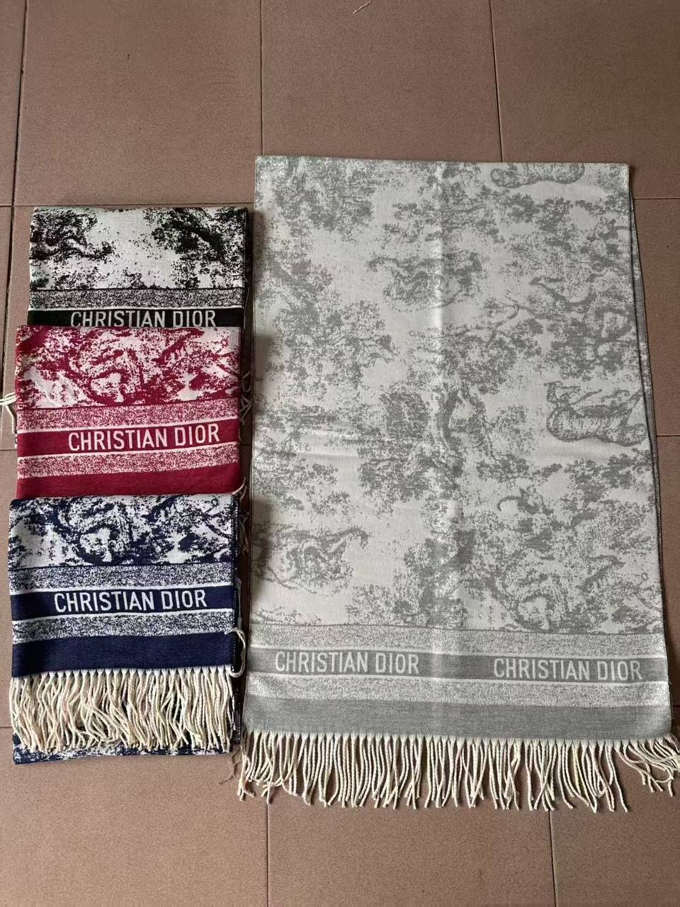 Scarf
45 dhs💓

Zain07
♥️♥️♥️