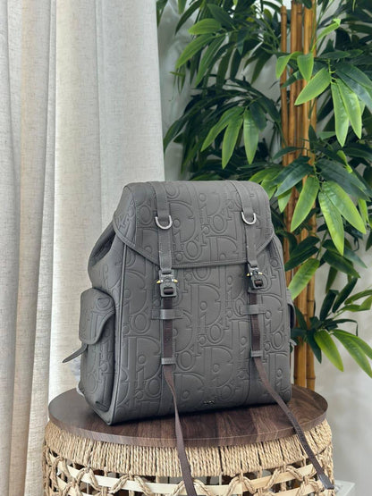 DIOR
*❗️BACKPACK ❗*
*SUPER MASTER QUALITY ❗*
1700 dhs✅
*WITH  PAPERBAG❗*

Zain267
♥️♥️♥️