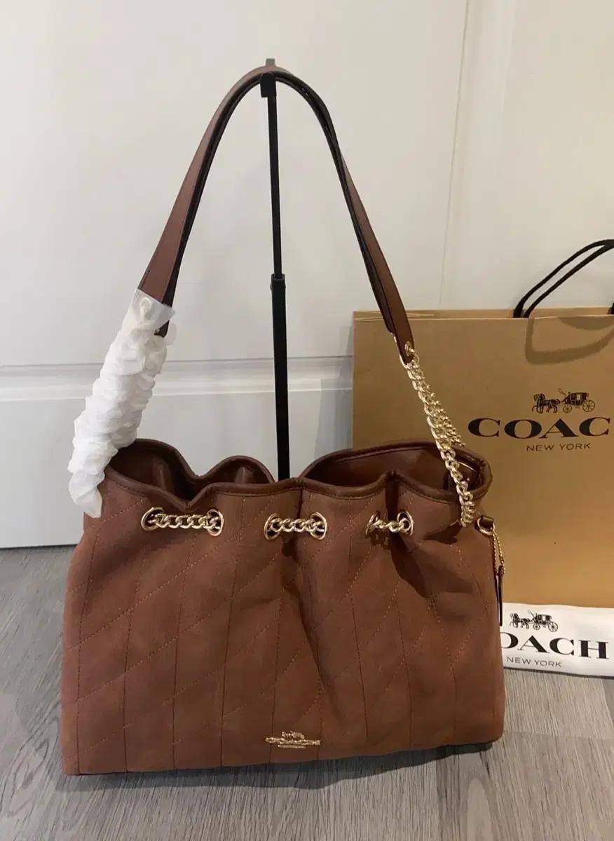 Coach Master
🌺🥰33cm 
230 dhs❤️

Zain248
♥️♥️♥️