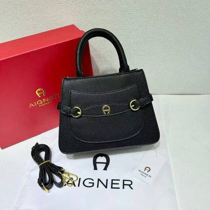 Aigner
100 dhs💓

High-quality 

in box🎁🎁🎁

Zain35
♥️♥️♥️