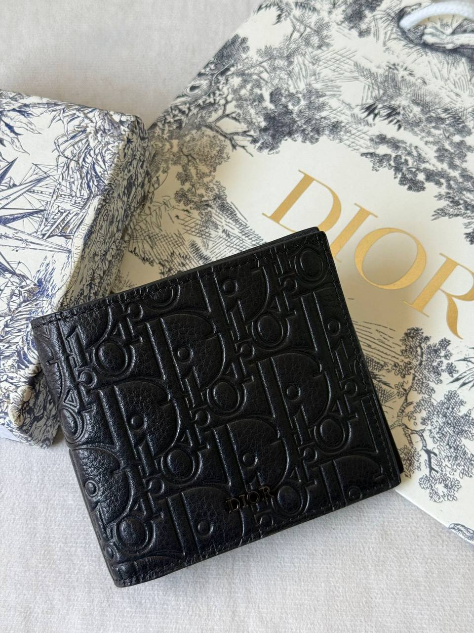 💝  *Dior*💝
💝*Super Master*💝
300 dhs🪙🌨️

Zain275
♥️♥️♥️