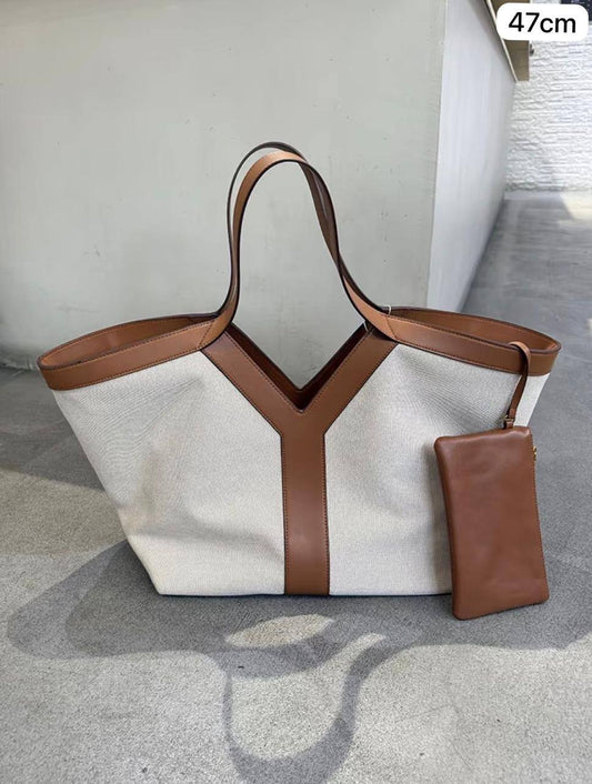 💞 YSL Tote 2 in 1
1⃣️ First quality
Size: 47 * 18 * 30 cm
110 dhs❣️

Zain115
♥️♥️♥️