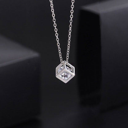 New arrival stainless steel Necklaces color not change 
20 dhs❣️

Zain243
♥️♥️♥️