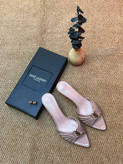 New arrivals
YSL.  heel
36 to 41 

100DHS🇦🇪🇦🇪🇦🇪

Zain236
♥️♥️♥️