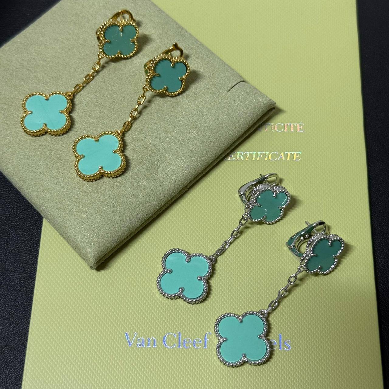 VCA ❤️‍🔥*
Earring 🐦‍🔥
2 flower 🌺 
Master quality 💯
With normal boxes 📦 
80 dhs❣️
With master box 📦 
120 dhs❣️

Zain216
♥️♥️♥️