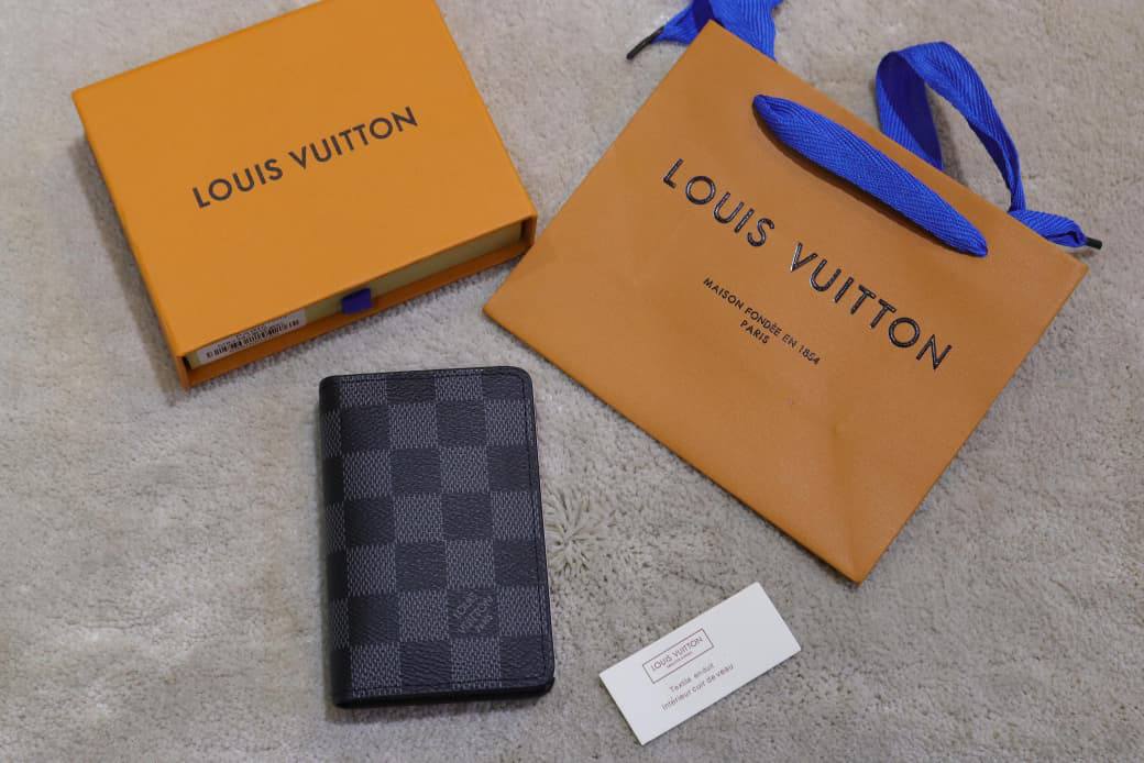 LV Wallet 
Master Quality
110 dhs🇦🇪🇦🇪

Zain33
♥️♥️♥️