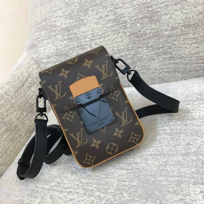 Mixed brands
Gucci
LV
Chanel
Fendi
Hermes

120 dhs🇦🇪🇦🇪

Zain10
♥️♥️♥️