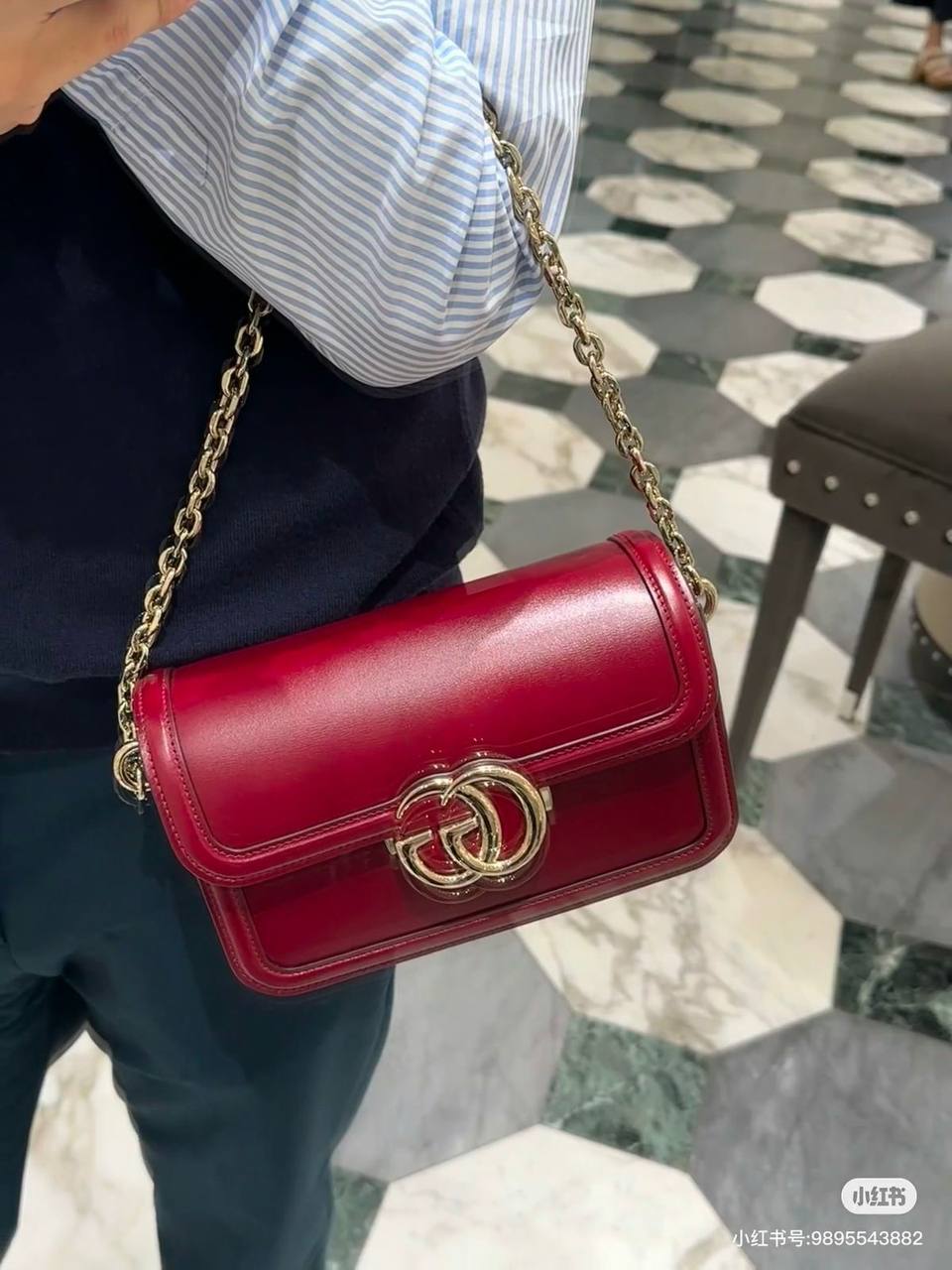 Gucci Master
260 dhs🪙💕

#With box😍❤️
🎁🎁🎁

#21.5cm….

Zain228
♥️♥️♥️