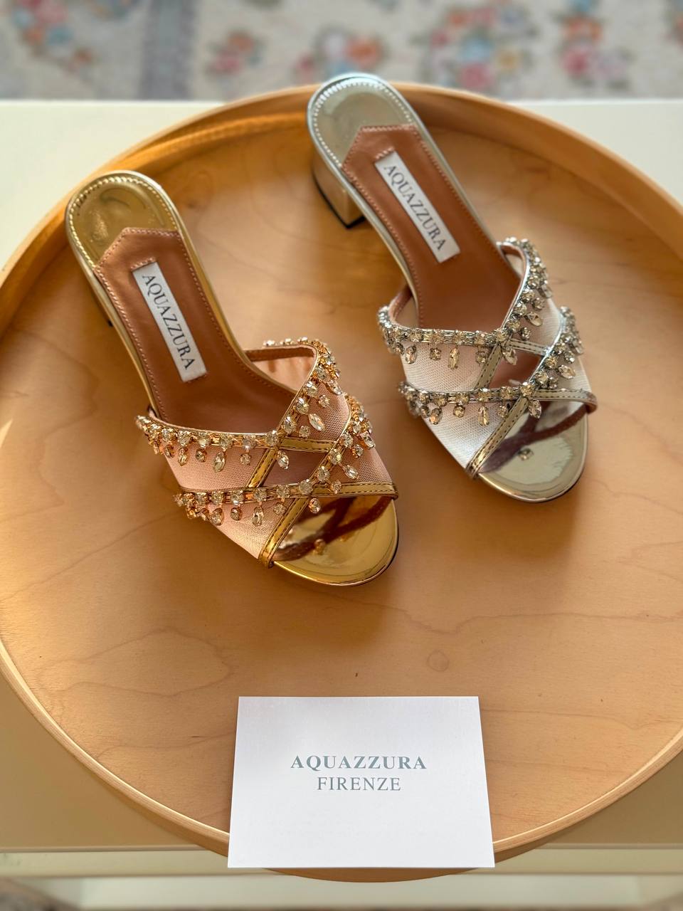 Aquazzura
Available🤩
Master quality 
Size: 36 to 41
450 dhs✅

Zain318
♥️♥️♥️