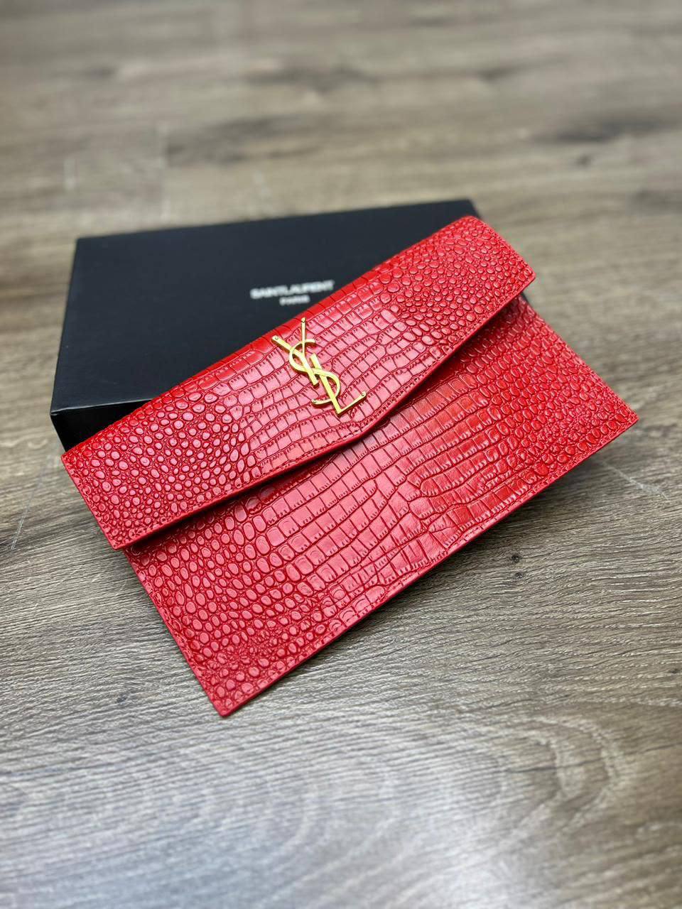 Ysl

240 dhs🇦🇪🇦🇪

Zain153
♥️♥️♥️