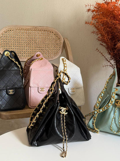 New collection✨✨✨
CHANEL
25cm
380 dhs🪙💚
Top quality 
With box🎁

Zain167
♥️♥️♥️