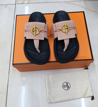 Hermes 
Super Master🤗
SIZE  ……… 36-42🥳
450 dhs💓

Zain119
♥️♥️♥️