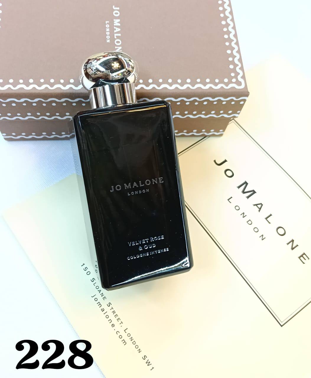 JO MALONE 
45 dhs🇦🇪🇦🇪
WITH PAPER BAG

Zain01
♥️♥️♥️