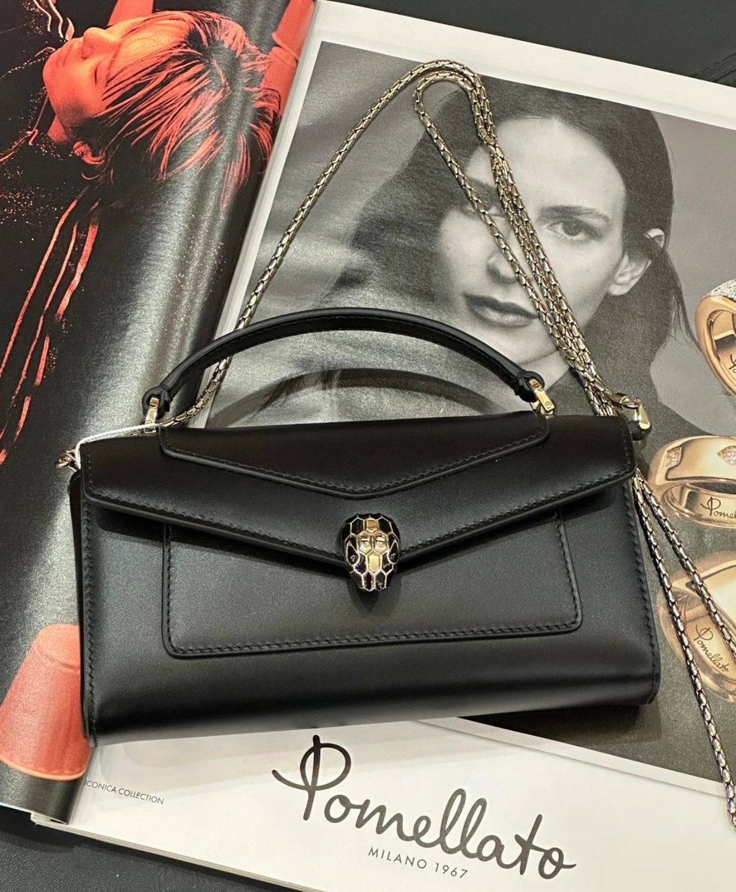 Bvlgari

100 dhs🌺

With the box
🎁🎁🎁

Zain35
♥️♥️♥️