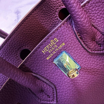 HERMES BIRKIN NEW CAME GOOD QUALITY 
110 dhs🇦🇪🇦🇪
Size:25cm

Zain295
♥️♥️♥️