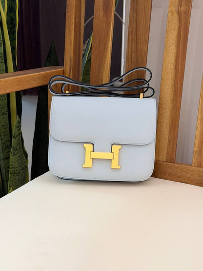 HERMES 
Super Master Quality ⚡️
With Mirror🪞
Original Packing 🎁
Size 18CM📏
For Price 👇 WhatsApp✅
0568585901 
0507557372
0552275751 Owner Zain 👌

Zain321
♥️♥️♥️