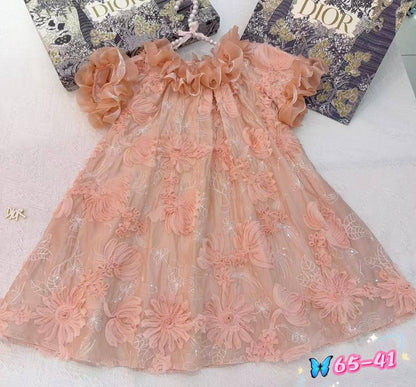 Dior
1-10y 
230 dhs✅

Zain151
♥️♥️♥️