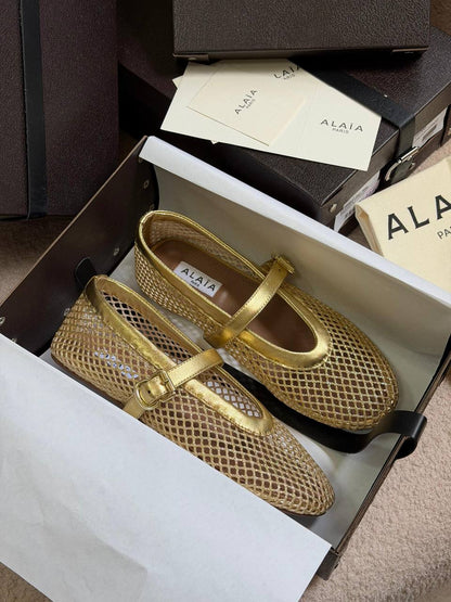 Alaia
𝐏𝐀𝐑𝐈𝐒
𝐕𝐈𝐏 𝐐𝐔𝐀𝐋𝐈𝐓𝐘
𝐒𝐈𝐙𝐄 {36 to 41} 
450 dhs✅

Zain81
♥️♥️♥️