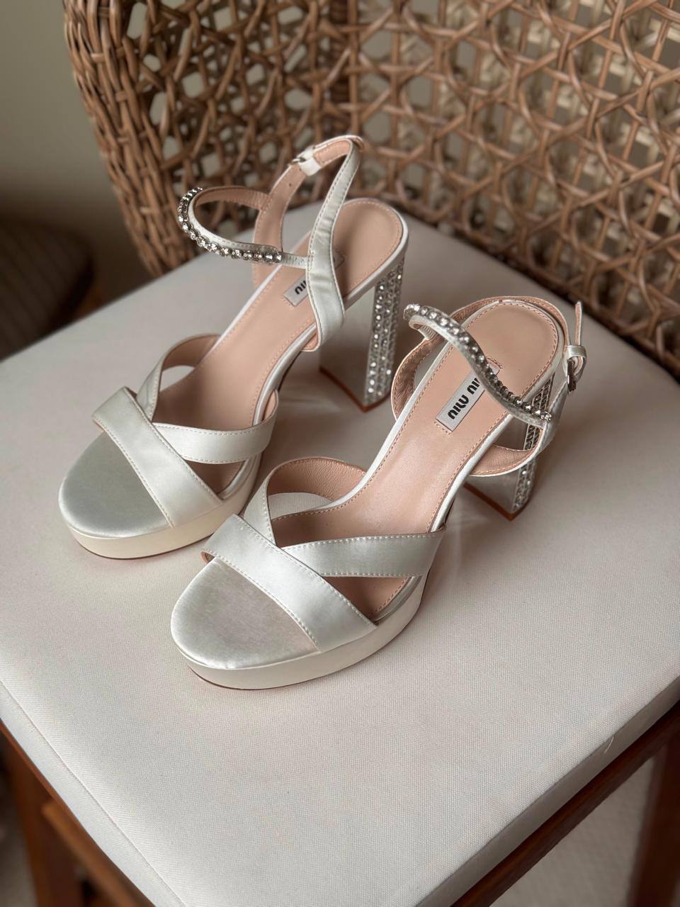 MIU MIU 
✨ Collection
👠 36–41
💎 Premium Quality
🔥 Super Master
450 dhs🇦🇪🇦🇪

Zain198
♥️♥️♥️