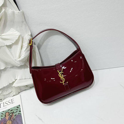 YSL
95 dhs🪙🌨️

Zain143
♥️♥️♥️