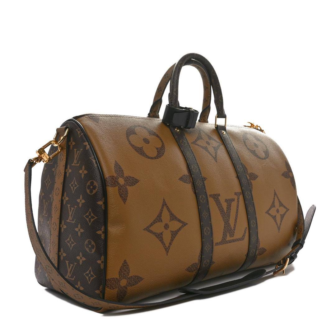 Travel Bags
120 dhs✅ 
high quality 55cm

Zain26
♥️♥️♥️