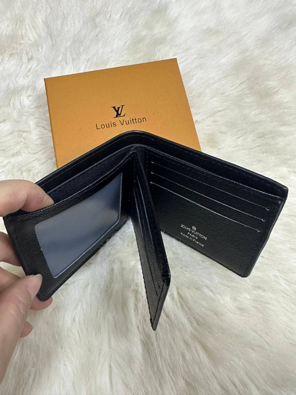 LV-men's 
wallet

With box 
30 dhs🇦🇪🇦🇪

Zain50
♥️♥️♥️