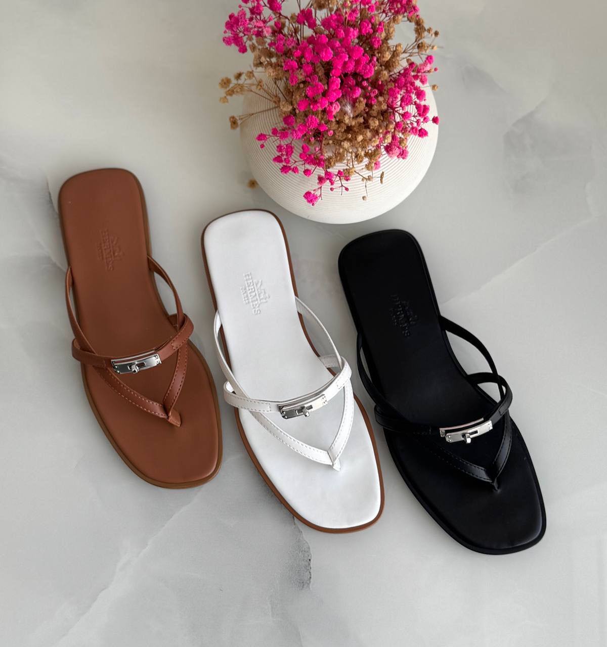 NEW HERMES
*Vip quality*
*Size 36 to 41*
450 dhs✅

Zain113
♥️♥️♥️