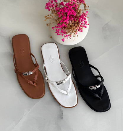 NEW HERMES
*Vip quality*
*Size 36 to 41*
450 dhs✅

Zain113
♥️♥️♥️