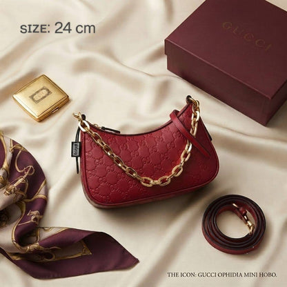 GUCCI Emblem GG
Shoulder Bag 
With Small Chain Strap
And Long belt strap
Gold Hardware
Size : 24 cm
With BOX

105 dhs🇦🇪🇦🇪

Zain239
♥️♥️♥️