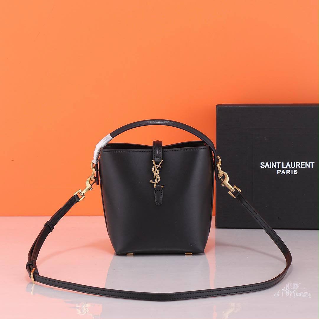 YSL

For Price 👇 WhatsApp✅
0568585901 
0507557372
0552275751 Owner Zain 👌

Zain192
♥️♥️♥️