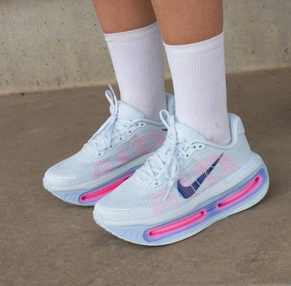 Nike Vomero Premium
Blue Tint ，
Size 36-45 ，
250 dhs✅

Zain18
♥️♥️♥️