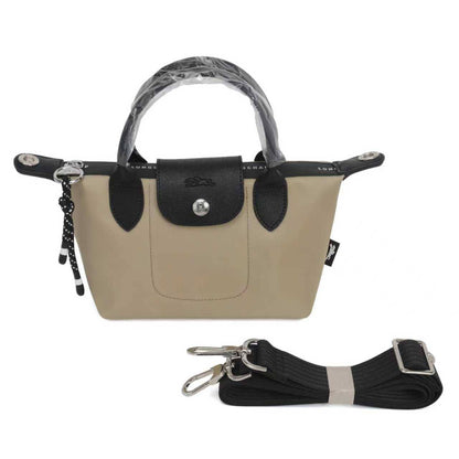 LONG CHAMP 
GOOD QUALITY 
45 dhs🌺

Zain40
♥️♥️♥️