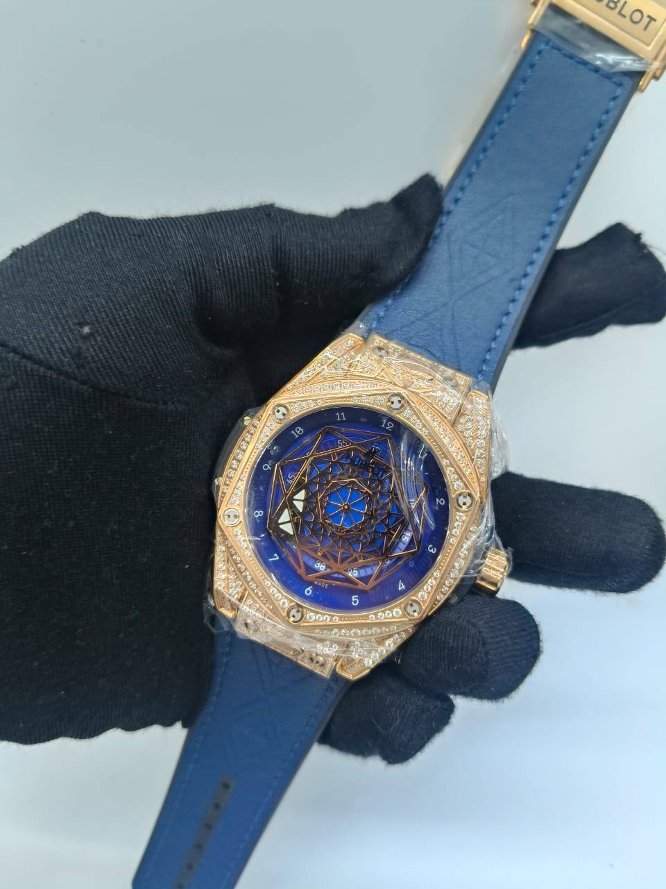 Super Master Xxx
Hublot master 
900 dhs✅,🥰👍

Zain25
♥️♥️♥️