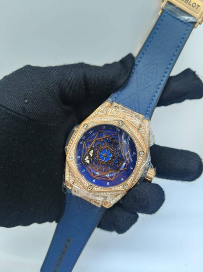 Super Master Xxx
Hublot master 
900 dhs✅,🥰👍

Zain25
♥️♥️♥️